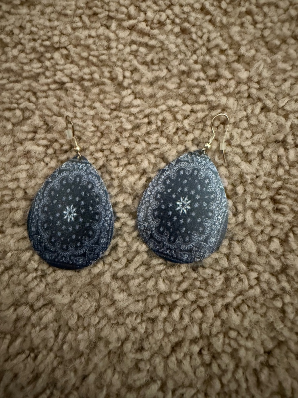 Stylish Navy & Purple Paisley Teardrop Earrings